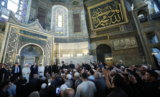 Cuma Namazını Ayasofya Camii'nde Kıldı